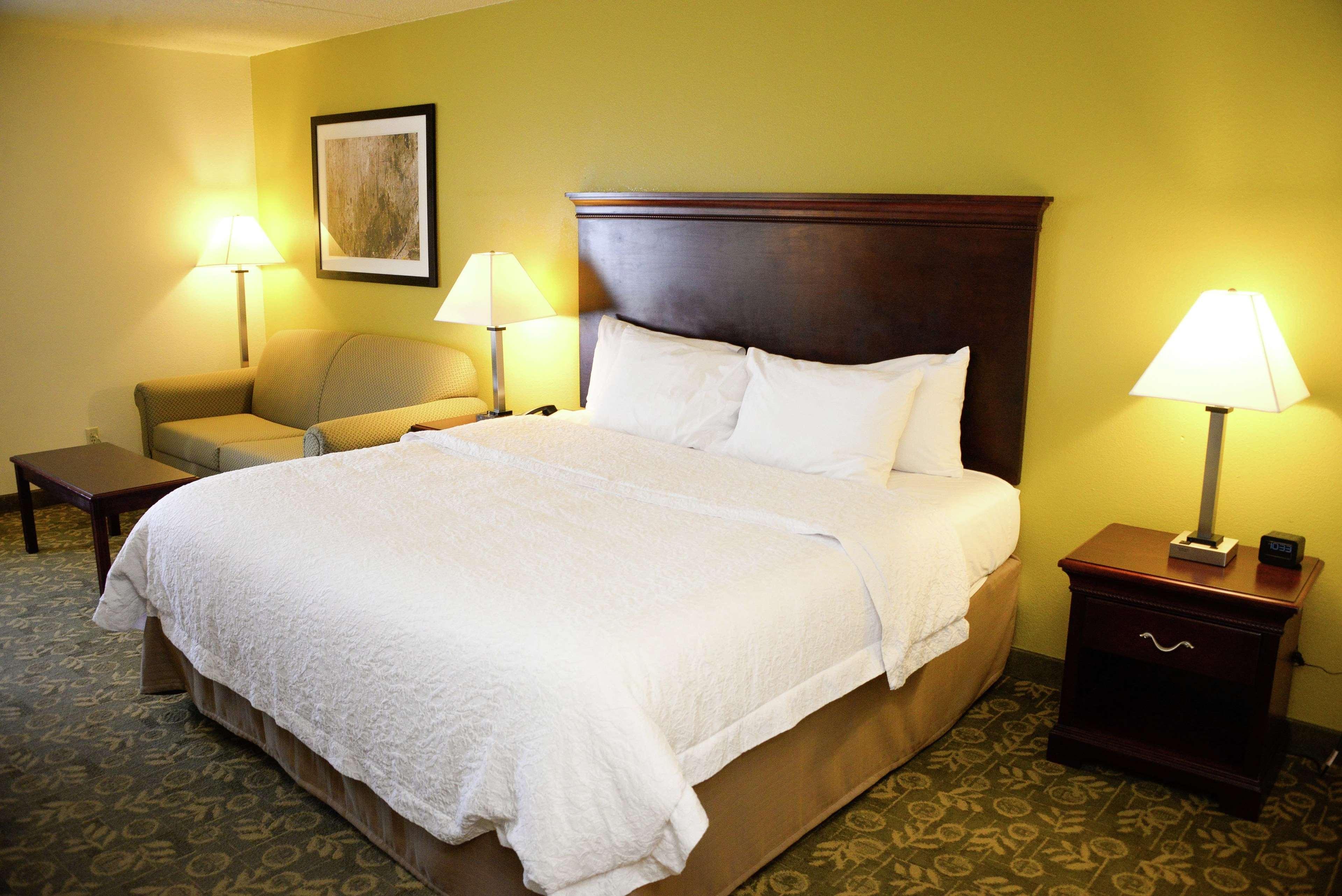 Hampton Hotel 3*